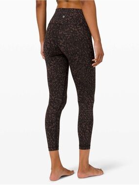 Lululemon Wunder Under High-Rise Tight 25" *Full-On Luxtreme EUC Size 2